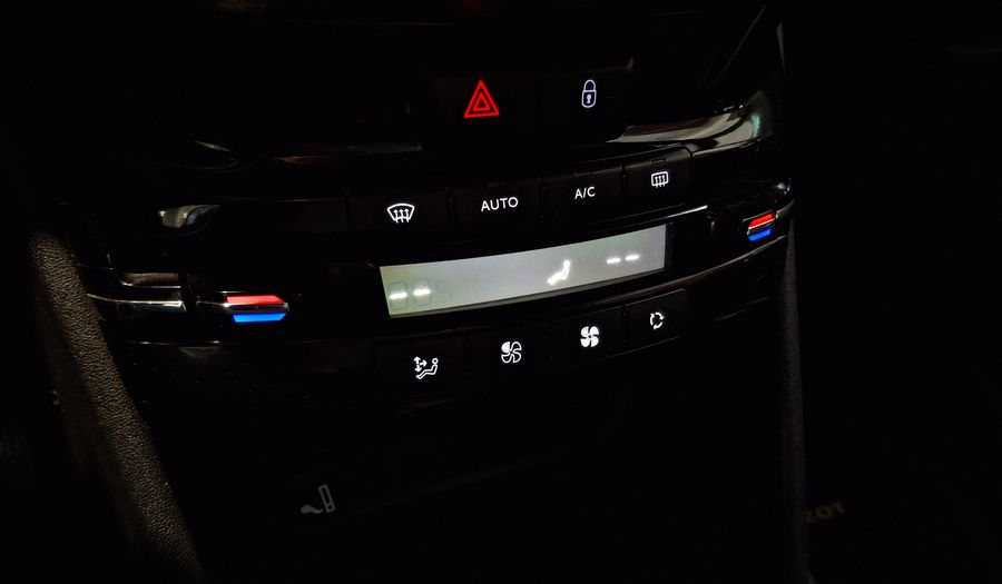 Peugeot 208 1.2 PURETECH 100 HP ACTIVE PACK AUTO Hatchback 2021