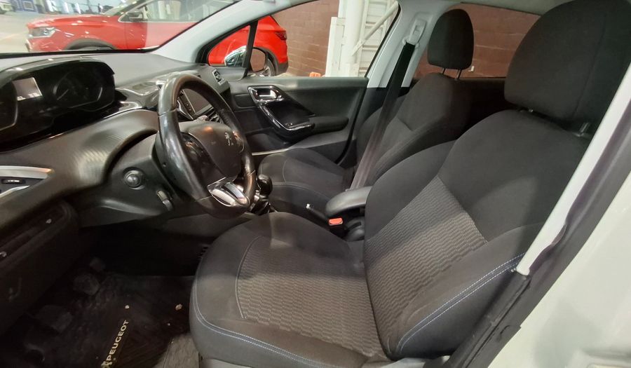 Peugeot 208 1.2 PURETECH 100 HP ACTIVE PACK AUTO Hatchback 2021