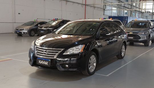 Nissan • Sentra