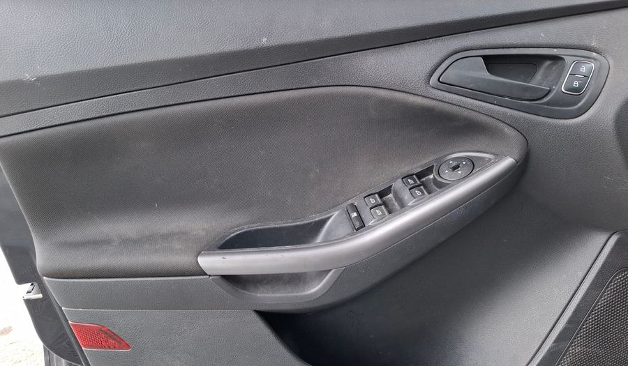 Ford Focus Iii 1.6 S Hatchback 2016