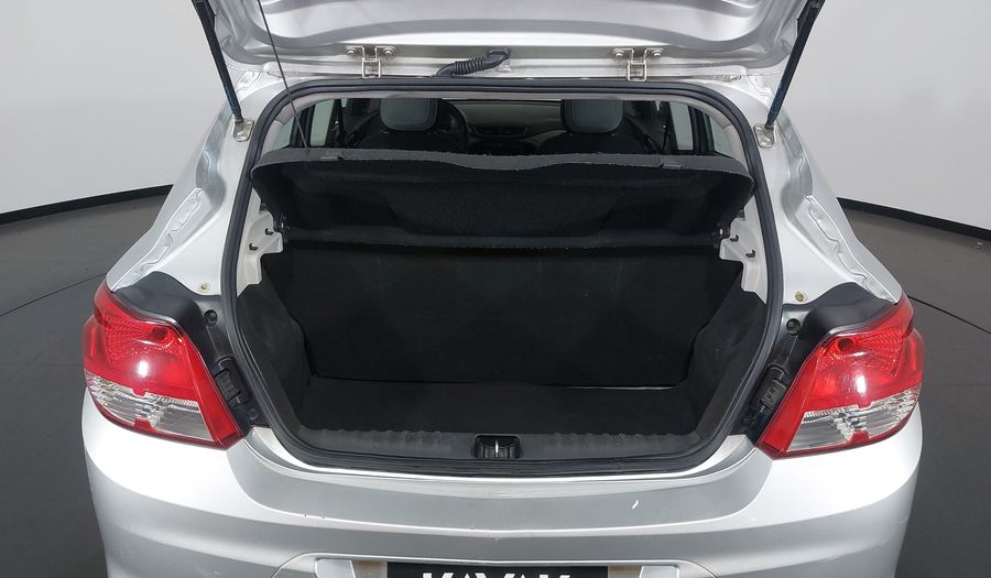 Chevrolet Onix MPFI LT Hatchback 2016