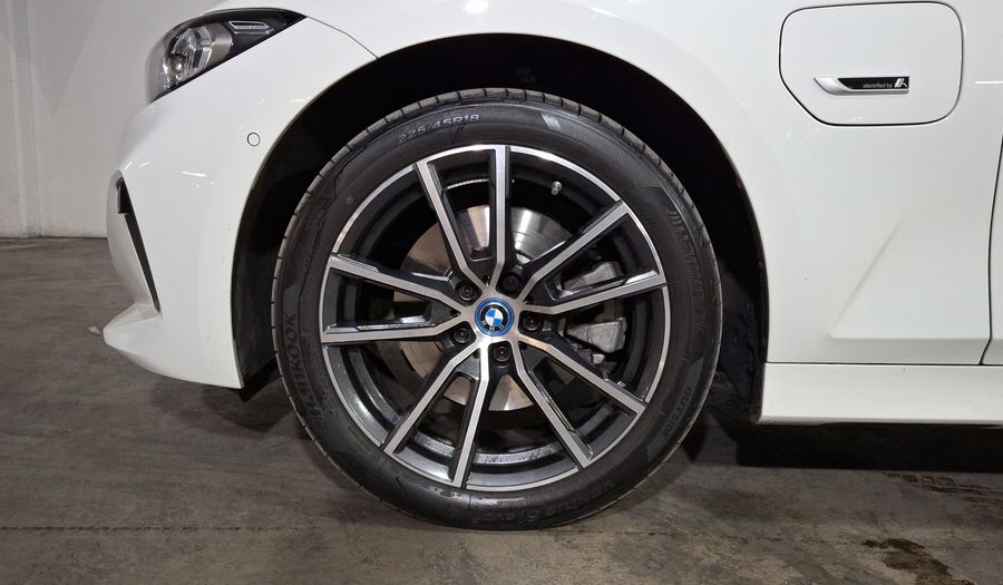 Bmw Serie 3 2.0 330E PHEV AUTO Sedan 2024