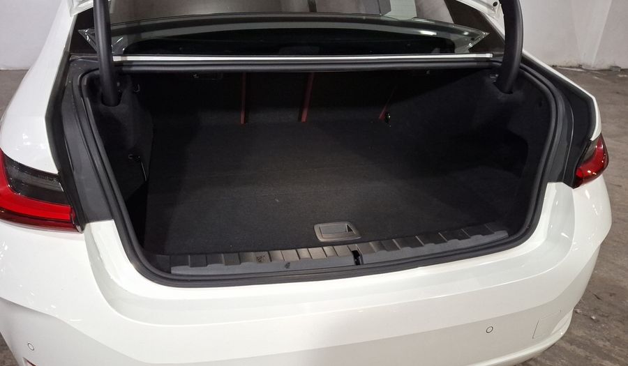 Bmw Serie 3 2.0 330E PHEV AUTO Sedan 2024