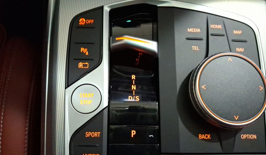 Bmw Serie 3 2.0 330E PHEV AUTO Sedan 2024