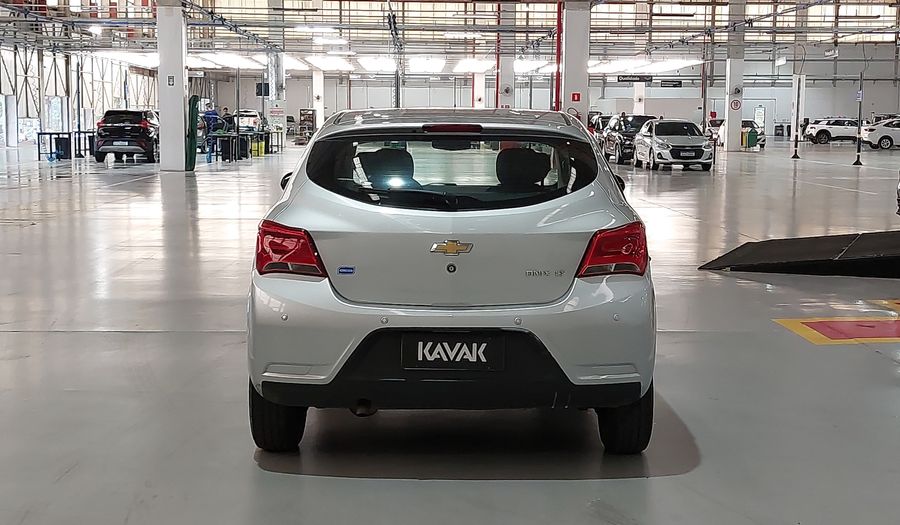 Chevrolet Onix MPFI LT Hatchback 2017