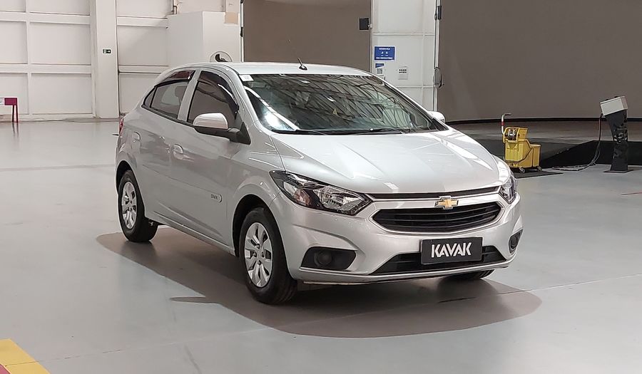 Chevrolet Onix MPFI LT Hatchback 2017