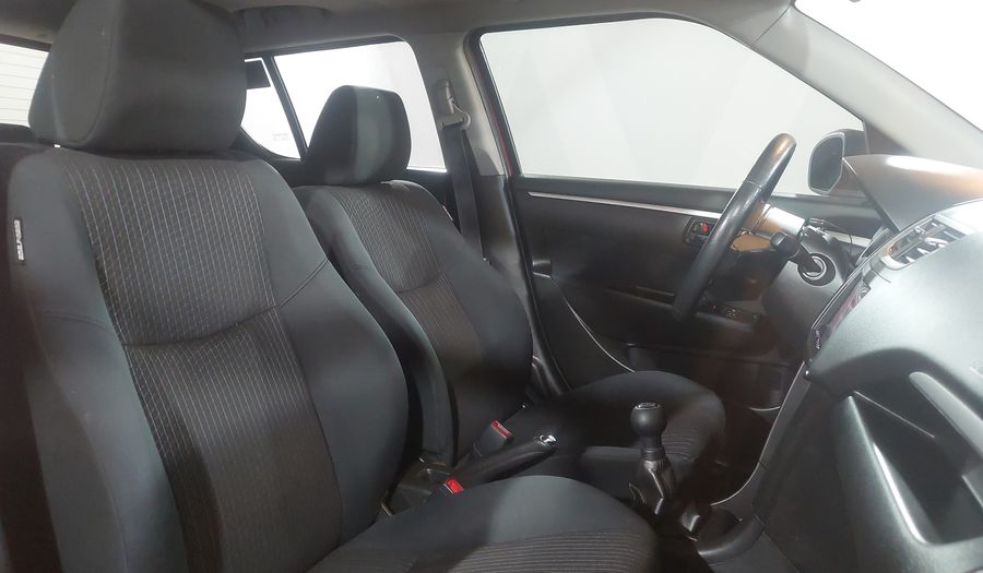 Suzuki Swift 1.4 GLX MT Hatchback 2017