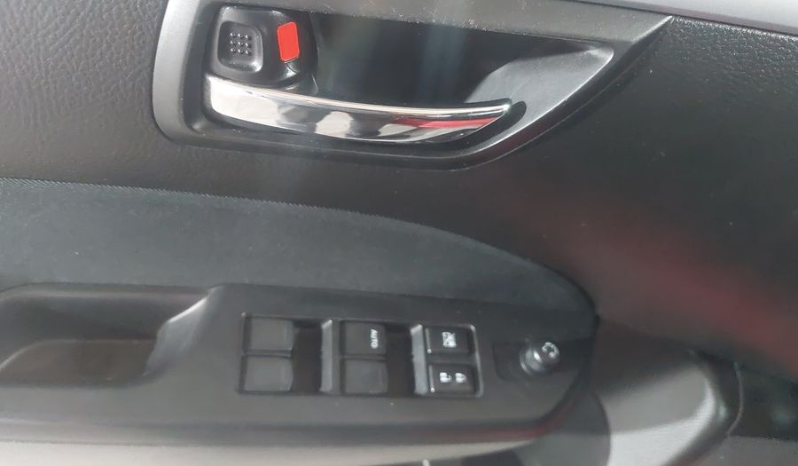 Suzuki Swift 1.4 GLX MT Hatchback 2017