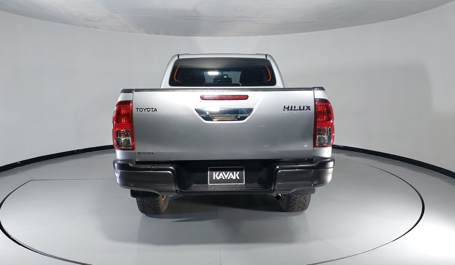 Toyota Hilux 2.7 SR DOBLE CABINA Pickup 2023