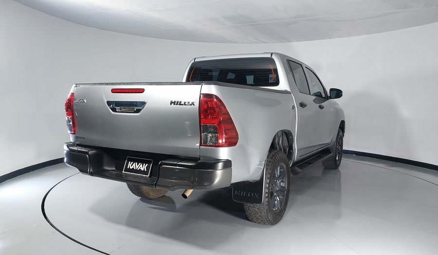 Toyota Hilux 2.7 SR DOBLE CABINA Pickup 2023