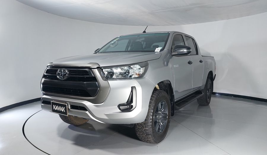 Toyota Hilux 2.7 SR DOBLE CABINA Pickup 2023