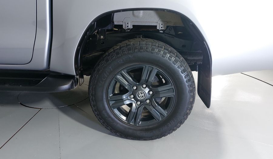 Toyota Hilux 2.7 SR DOBLE CABINA Pickup 2023