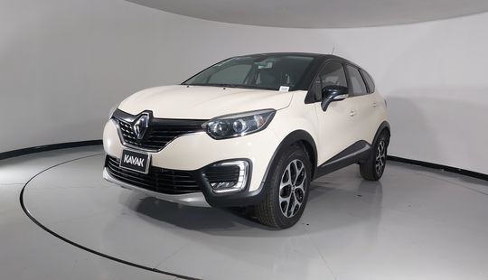 Renault • Captur