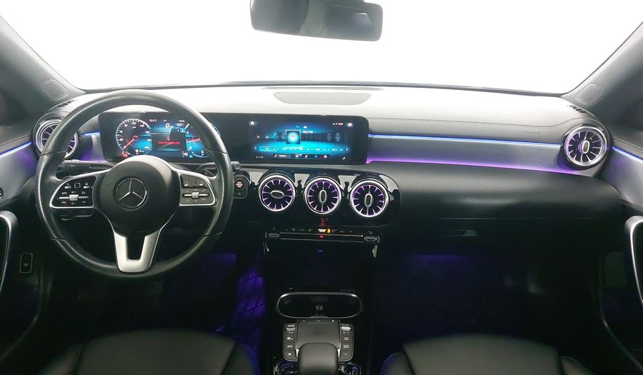 Mercedes Benz Clase Cla 1.3 CLA 200 PROGRESSIVE DCT Coupe 2021