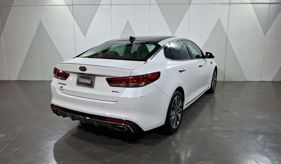 Kia Optima 2.0 TURBO GDI SXL AT Sedan 2017
