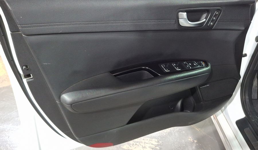 Kia Optima 2.0 TURBO GDI SXL AT Sedan 2017