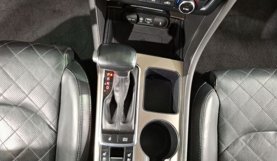 Kia Optima 2.0 TURBO GDI SXL AT Sedan 2017