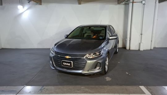 2021 • 37,042 km • Automático