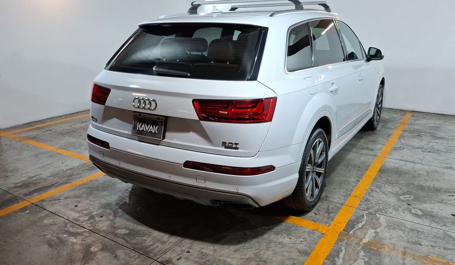 Audi Q7 2.0 TFSI DYNAMIC TIPTRONIC QUATTRO Suv 2016