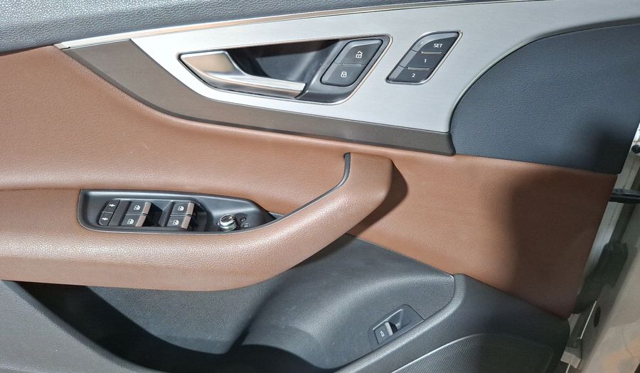 Audi Q7 2.0 TFSI DYNAMIC TIPTRONIC QUATTRO Suv 2016