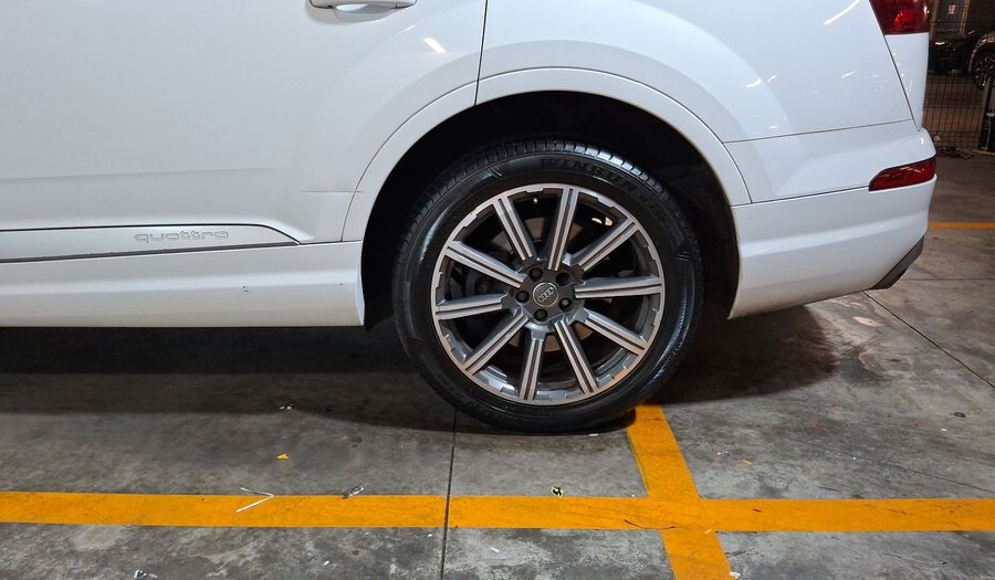 Audi Q7 2.0 TFSI DYNAMIC TIPTRONIC QUATTRO Suv 2016