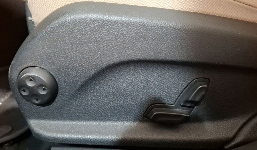 Mercedes Benz Clase C 2.0 200 CGI SPORT AT Sedan 2016