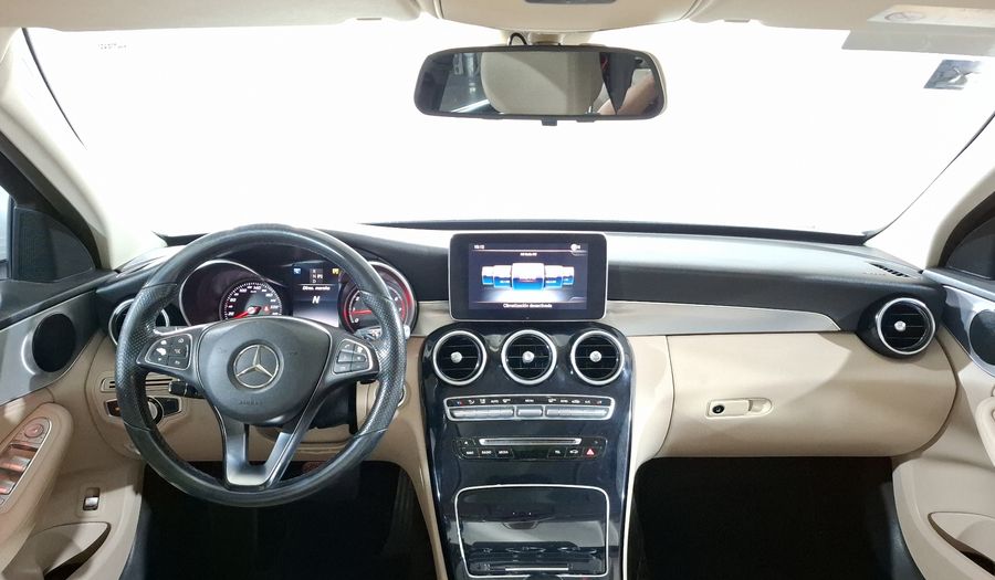Mercedes Benz Clase C 2.0 200 CGI SPORT AT Sedan 2016