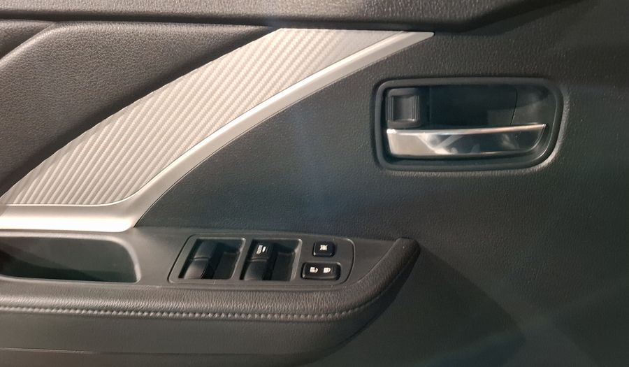 Mitsubishi Xpander 1.5 GLS AUTO Minivan 2024