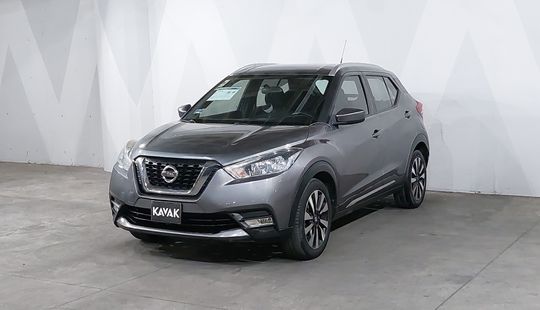 2018 • 112,801 km • Automático