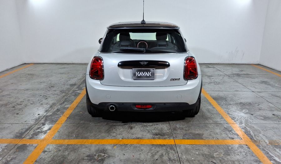 Mini Cooper 1.5 COOPER CHILI DCT Hatchback 2021