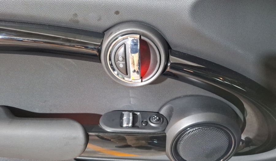 Mini Cooper 1.5 COOPER CHILI DCT Hatchback 2021