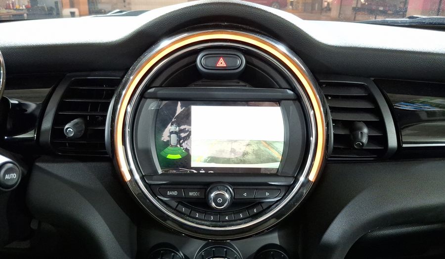 Mini Cooper 1.5 COOPER CHILI DCT Hatchback 2021