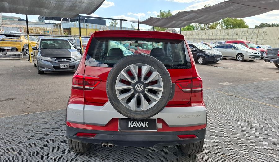 Volkswagen Crossfox 1.6 16V CROSSFOX HIGHLINE 2017 Hatchback