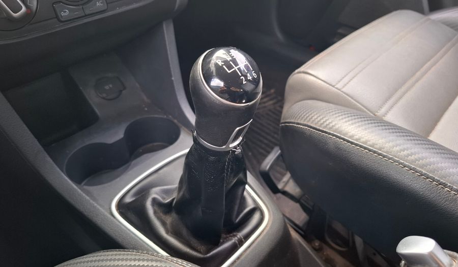 Volkswagen Crossfox 1.6 16V CROSSFOX HIGHLINE 2017 Hatchback