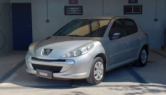 Peugeot • 207