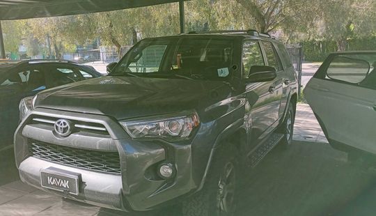 Toyota • 4Runner