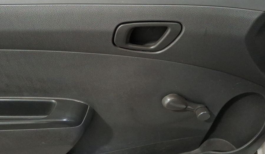 Chevrolet Spark Classic 1.2 LS A MT Hatchback 2017