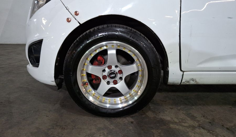 Chevrolet Spark Classic 1.2 LS A MT Hatchback 2017