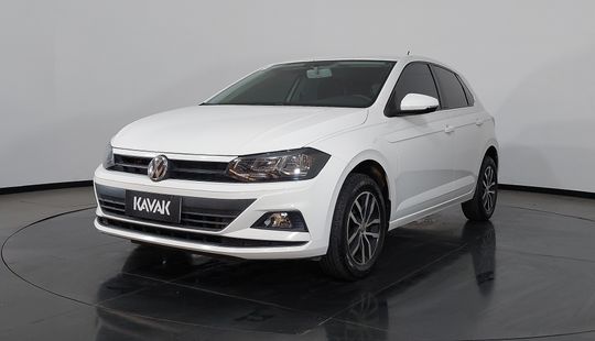 Volkswagen • Polo