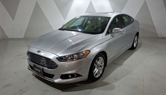 Ford • Fusion