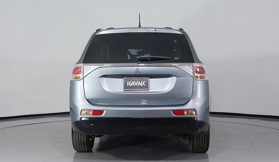 Mitsubishi Outlander 2.4 LIMITED Suv 2014