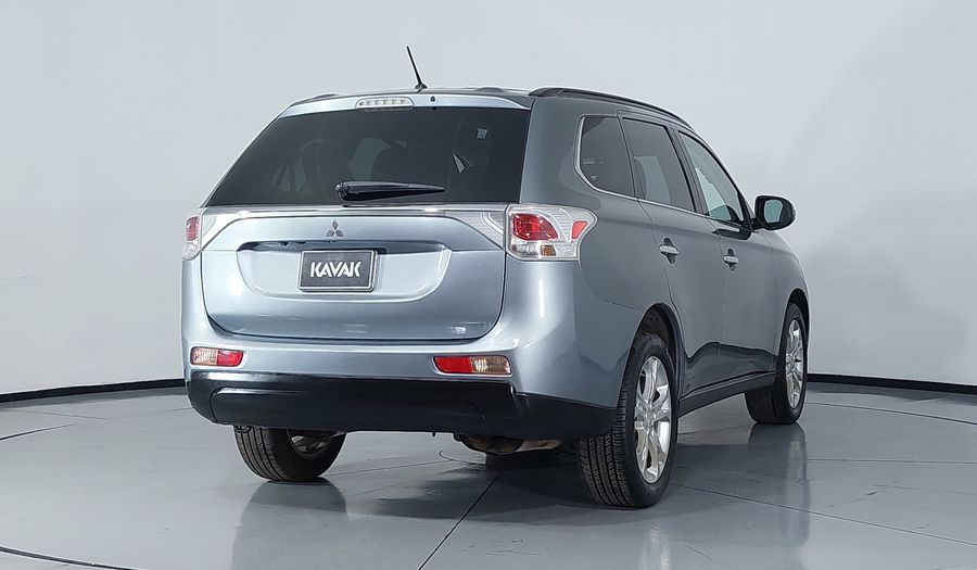 Mitsubishi Outlander 2.4 LIMITED Suv 2014
