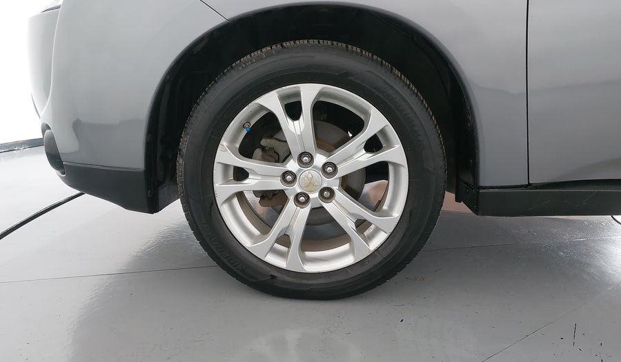 Mitsubishi Outlander 2.4 LIMITED Suv 2014