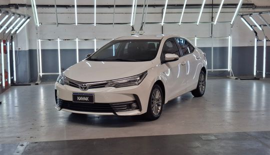 Toyota • Corolla