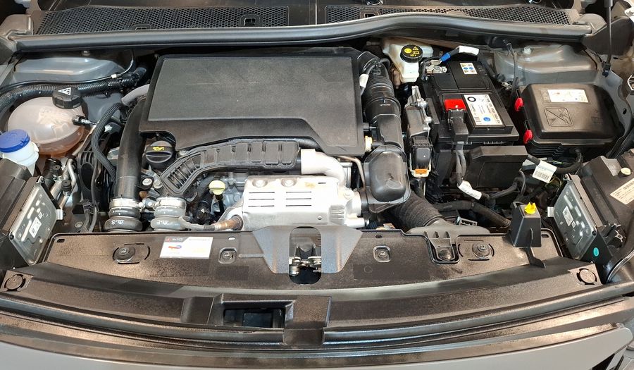 Peugeot 2008 1.2 GT AUTO FL Suv 2024