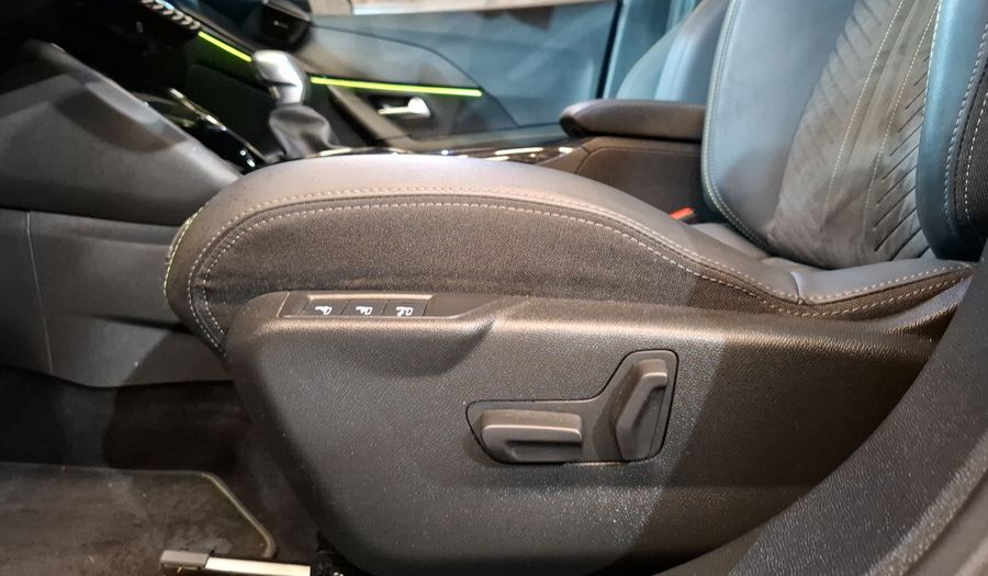 Peugeot 2008 1.2 GT AUTO FL Suv 2024