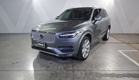 Volvo • XC90