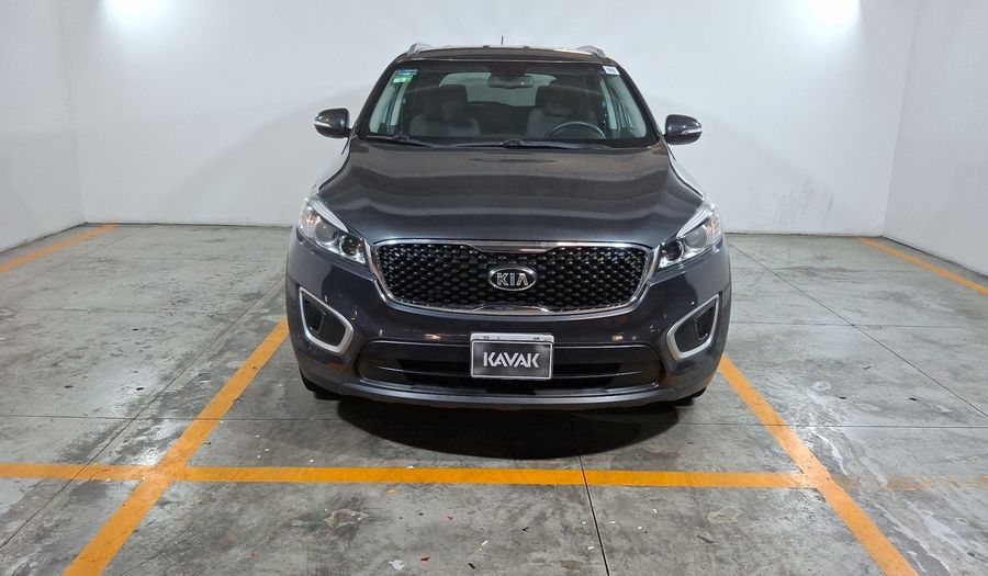 Kia Sorento 2.4 LX AT Suv 2017