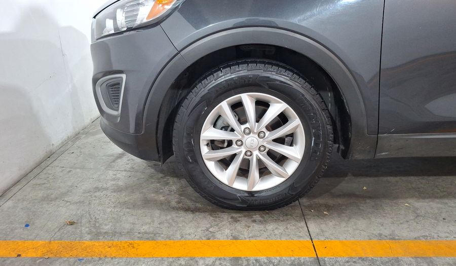 Kia Sorento 2.4 LX AT Suv 2017