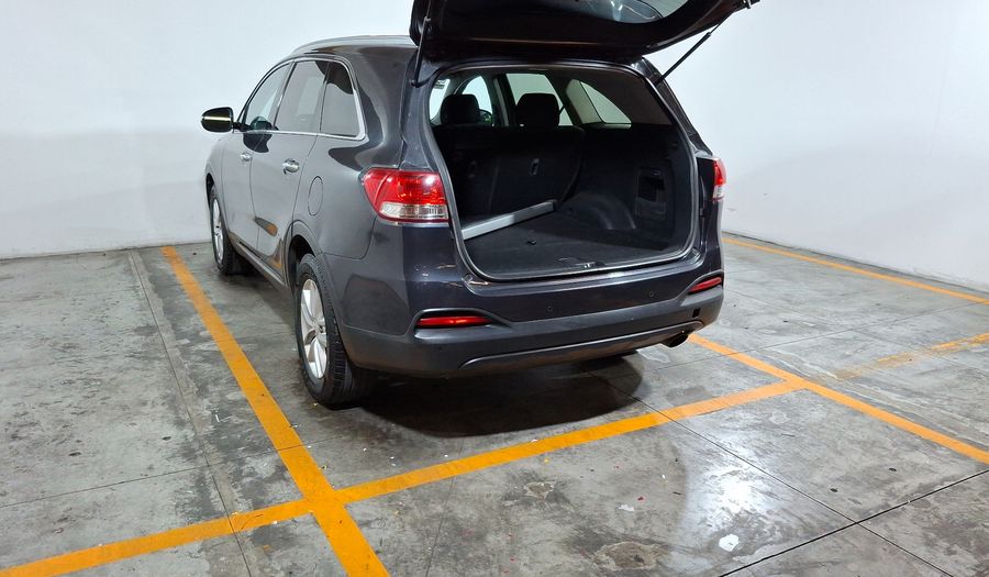 Kia Sorento 2.4 LX AT Suv 2017